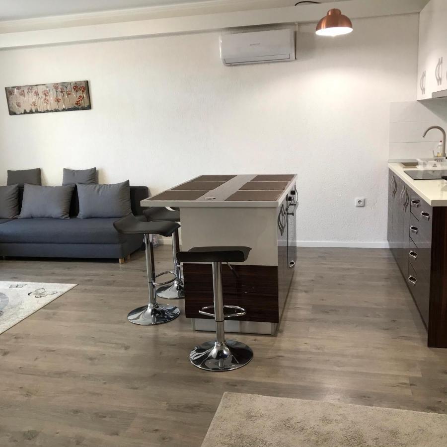 Mira Apartman Debrecen Eksteriør bilde