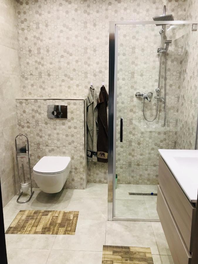Mira Apartman Debrecen Eksteriør bilde
