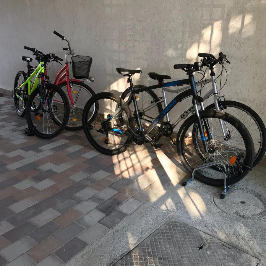 Mira Apartman Debrecen Eksteriør bilde